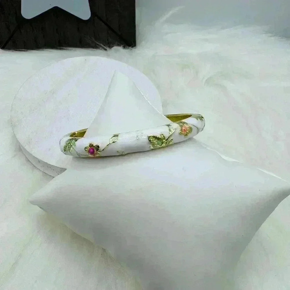 Flower Enamel Cloisonne Bracelet Bangle in White Base - Picture 8 of 9